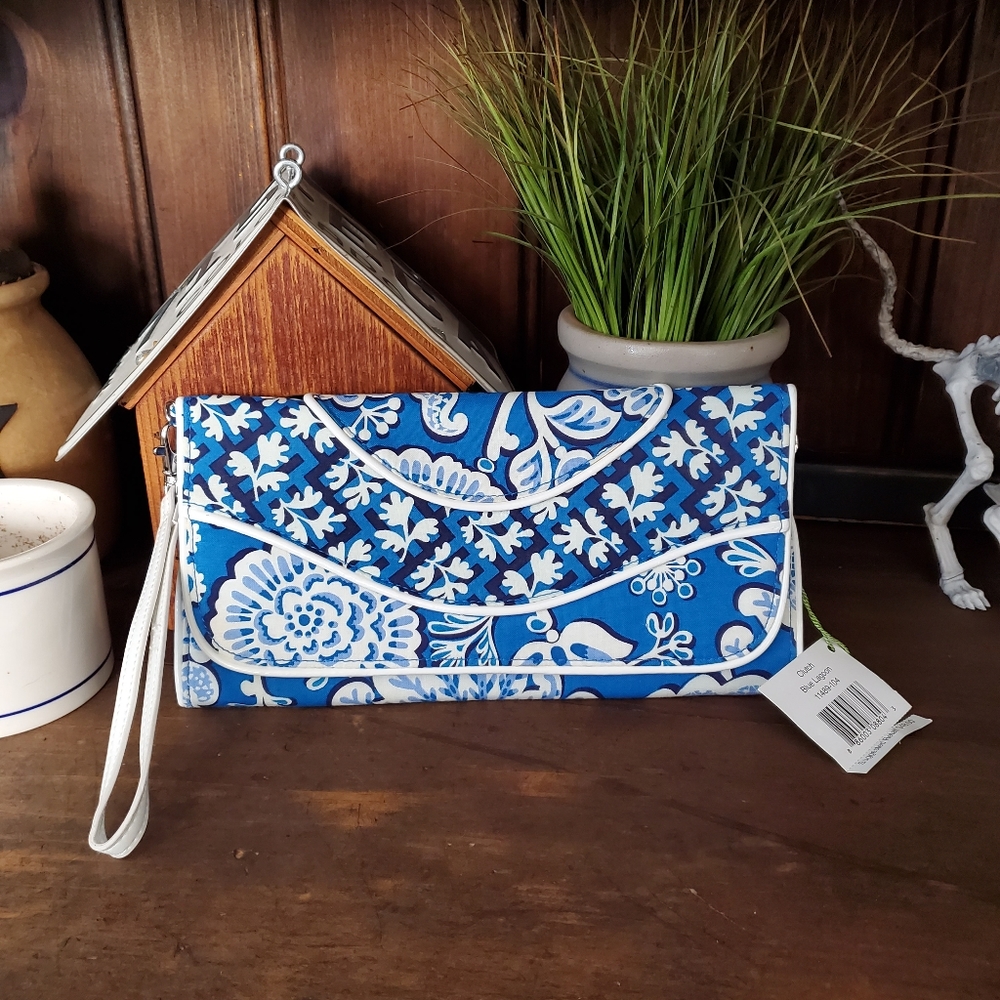 Vera Bradley Blue Lagoon clutch